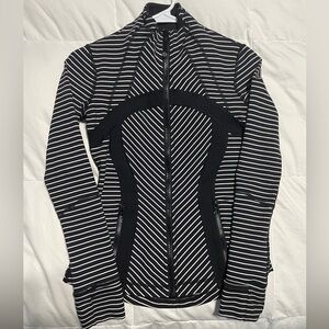 Lululemon Define Jacket! Size 4